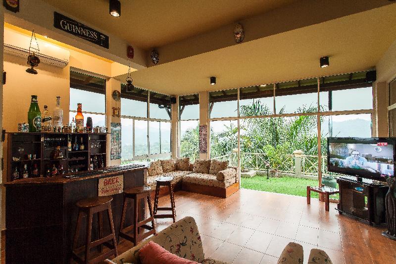 Albatross Boutique Villa แคนดี้ ภายนอก รูปภาพ