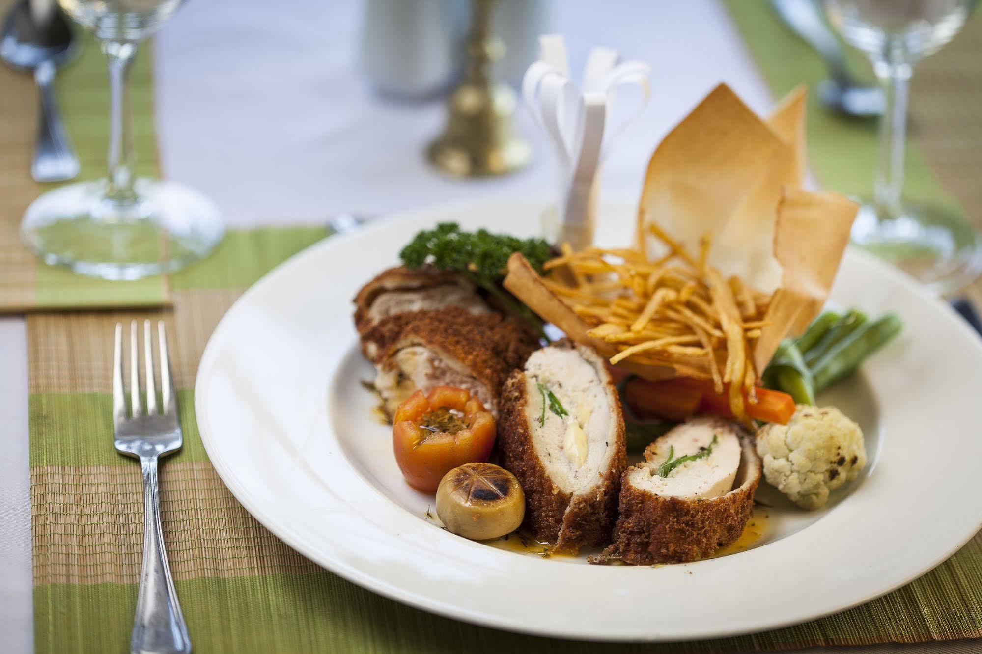 Albatross Boutique Villa แคนดี้ ภายนอก รูปภาพ