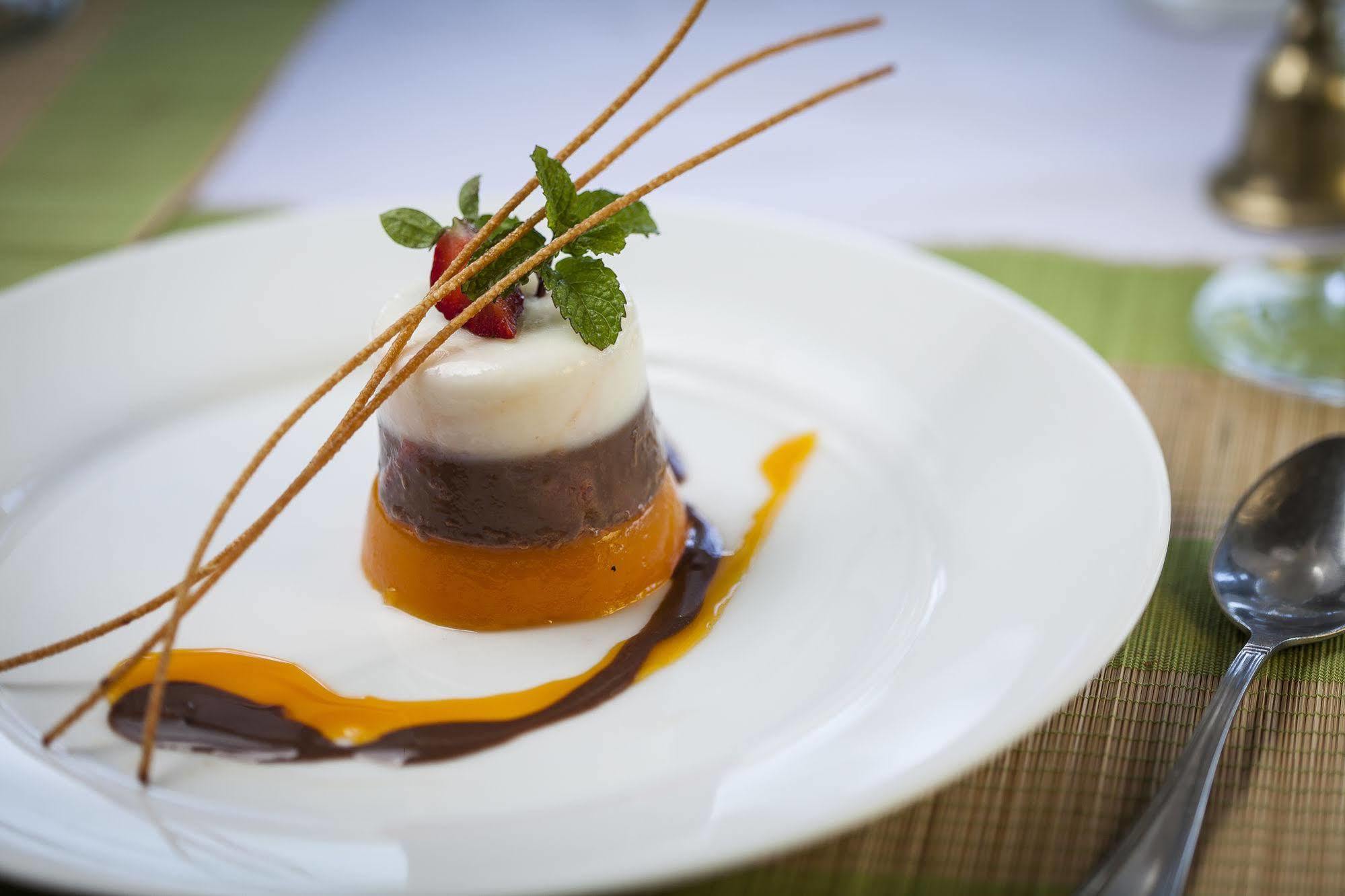 Albatross Boutique Villa แคนดี้ ภายนอก รูปภาพ